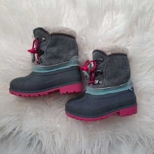 ⭐4/$10 Toddle winter boots